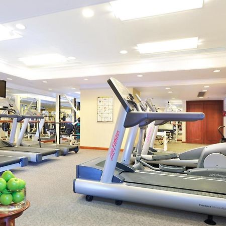 Harbour Plaza North Point Hotel Хонконг Екстериор снимка